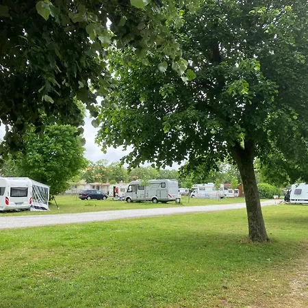 Campingplatz Polzer Bükfürdő *